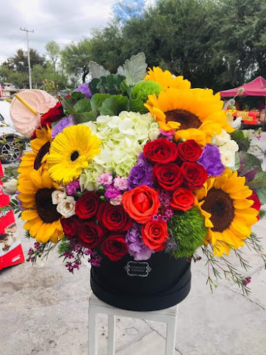 Foto de Floreria Dulkim Floristería en San Francisco del Rincón